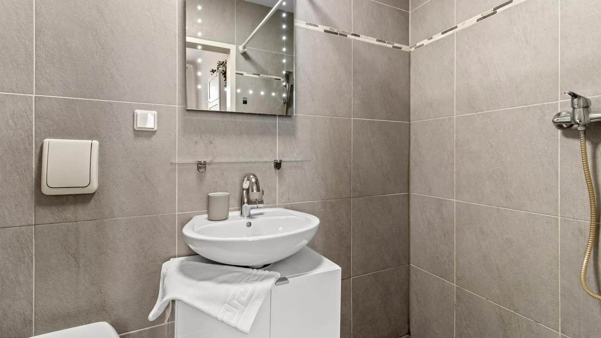 Elegant Room Near Prater & City Center Wiedeń 0*,